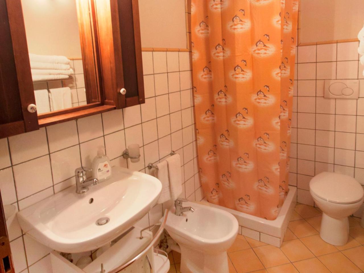 Appartamento Locazione Turistica La Chicca Castagno  Esterno foto